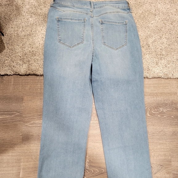 Womens Nine West size 6 slim straight jeans - Picture 4 of 4